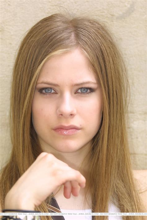 O O LaUgh Away Avril Lavigne Paris Jun 2002 Photoshoot