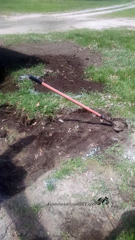 Dig my hole for the bottom row after. Tutorial create a do it yourself low maintenance beachy ...