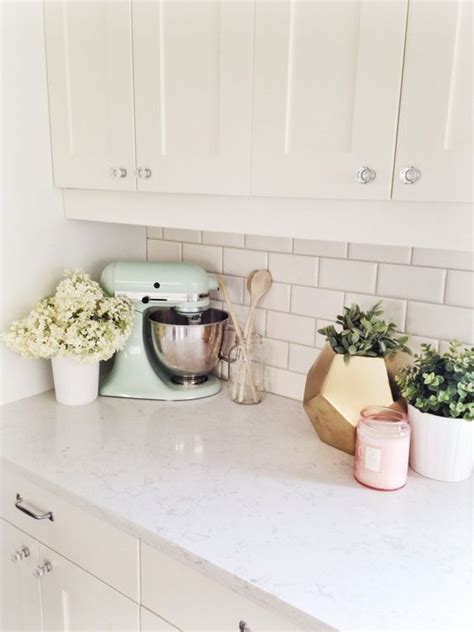 Browse kitchen countertop ideas, including a wide selection of granite, concrete and butcher block countertops in a variety of colors and finishes. 10 Ways to Style Your Kitchen Counter Like a Pro - Decoholic