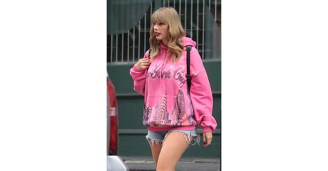 Taylor Swift Pink New York City Sweatshirt Popsugar Fashion Uk Photo 13