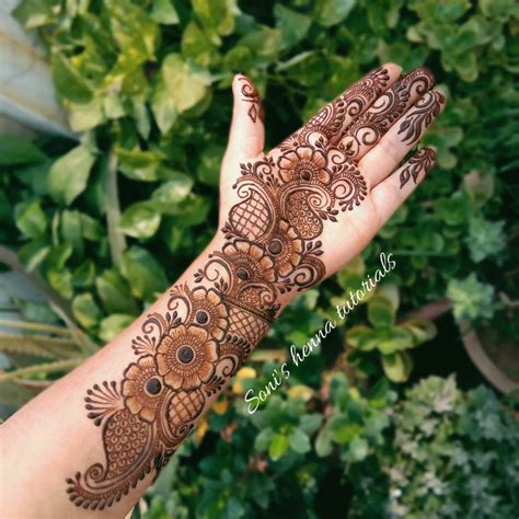 Here Are Some Gorgeous Henna Designs To Get You Ready For The Coming