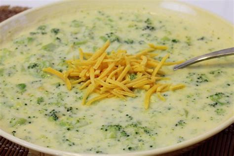 Easy Cheesy Creamy Velveeta Broccoli Soup Recipe