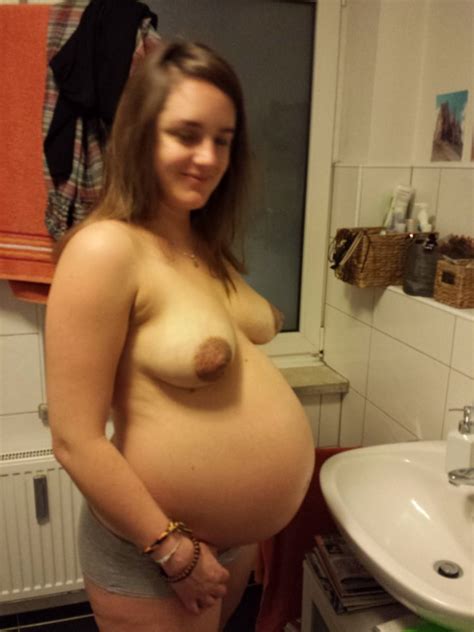 Hot Pregnant Wife Amateur Home Gallery 18 Pics