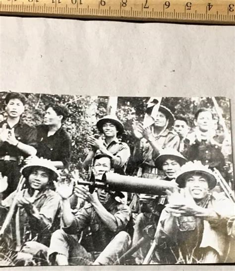 Photograph Of Viet Cong With Maxim Machinegun Enemy Militaria