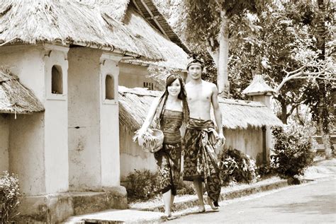 Tema klasik disini mengangkat tema foto prewedding gaya jawa atau adat jawa. Lensa Dewata Studio: Prewedding Klasik Bali