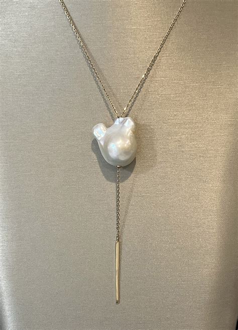 Fine Mm Mm White Fresh Water Baroque Pearl Necklace K Gold