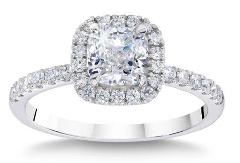 Shop diamond bands and rings in stylish cuts like princess and baguette at costco.com to find the perfect piece of jewelry at a great value today! Costco Engagement Rings Review - Are They Cheaper?