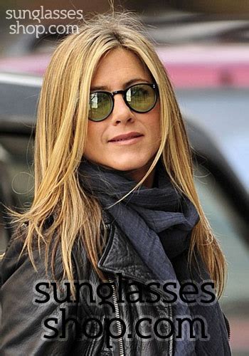 Jennifer Aniston Aviator Sunglasses