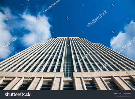 1518 Buildings Worms Eye View Images Stock Photos And Vectors
