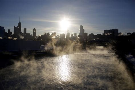 Polar Vortex Photos Chicagos Extreme Weather Curbed Chicago
