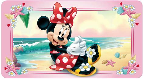 Minnie Mouse Having A Blast On The Beach With Images Mickey Mouse