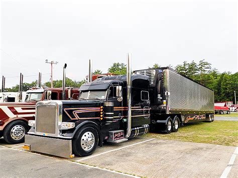 3rd Annual Gear Jammer Magazine Truck Show Gallery Movin Out