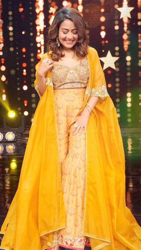 Discover More Than 159 Neha Kakkar Lehenga Dress Super Hot Tnbvietnam