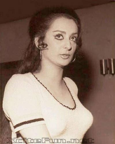 The Best Indian Cleavage Show Saira Banu Cleavage