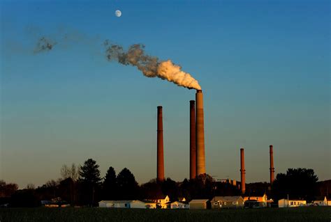 Supreme Court Epa Can Regulate Greenhouse Gas Emissions With Some Limits The Washington Post