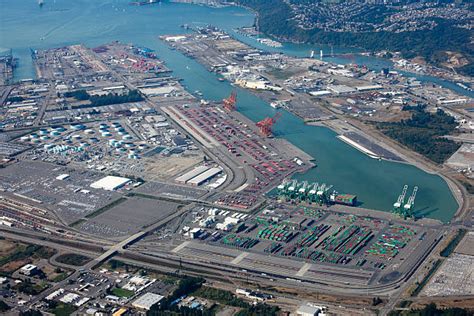 Port Of Tacoma Stock Photos Pictures And Royalty Free Images Istock