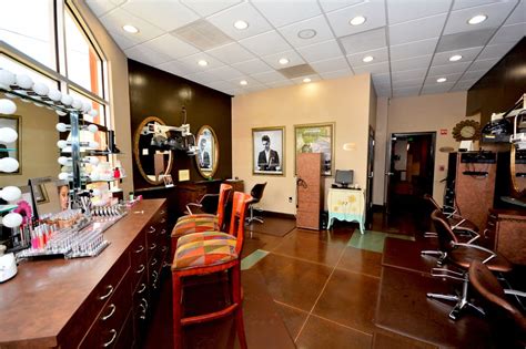 The current location, ethnic hair care salon, is just outside tampa, fl in brandon, fl. Divine Designs Salon & Spa - 55 Photos & 51 Reviews - Day ...