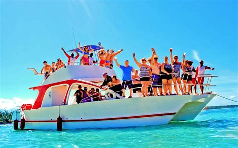 Private Party Catamaran Travelsearch Guru