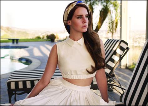 Lana Del Rey Reveals She Was ‘all Over Original Version Of Taylor