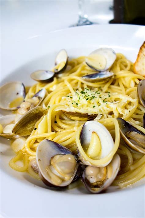 An italian christmas eve fish recipe: The Feast of the Seven Fishes - Pasta with White Clam ...