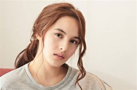7 foto kedekatan chelsea islan dan bastian steel, bikin netizen kecewa. Ultah Besok, Chelsea Islan Rindukan Orang Ini, Siapa Yah ...