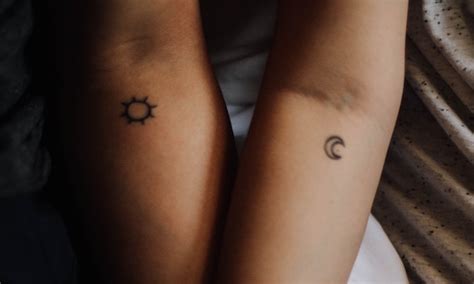 The tattoo would be complete when you join the half tattoos inked separately on your body parts. Tiny Best Friend Tattoos To Get This Summer