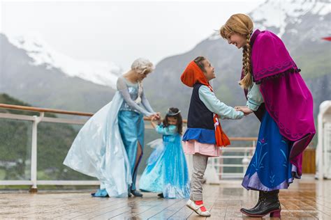 Photos And Video From Disneys Frozen Norway Cruise Huffpost Life