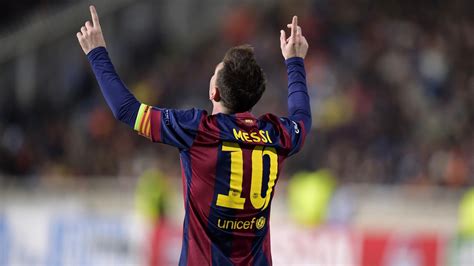 lionel messi the greatest player of all time says barcelona coach luis enrique eurosport