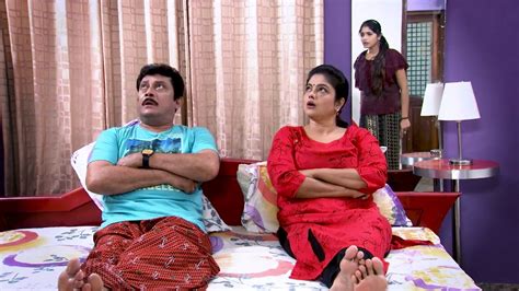 Bit.ly/2usomya meenakshi complains that adhi has no. Thatteem Mutteem l How to find a solution for Meenakshi's ...
