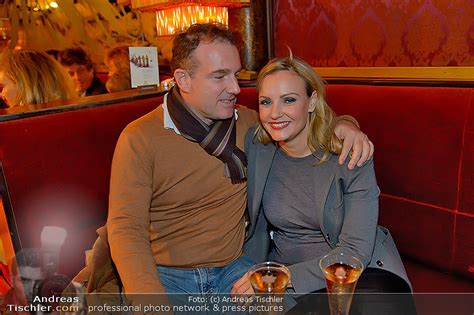 Maybe you would like to learn more about one of these? Premiere ´Alles gelogen´ - Eden Bar - Mi 07.11.2012