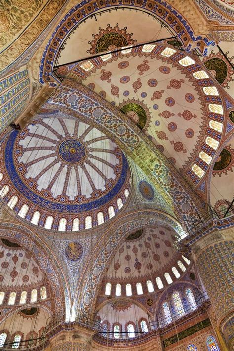 El Interior De La Mezquita Azul Sultanahmet En Estambul Imagen De