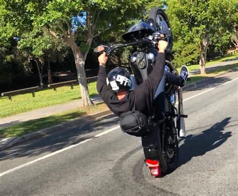 In this how to drift tutorial, a planting your foot for stability during the drift helps the rider to gauge how far down they are from the ground. Police probe stunt-riding Facebook videos - Motorbike Writer