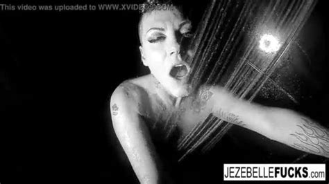 Brunette Milf Jezebelle Gets Steamy In The Shower Milfzr