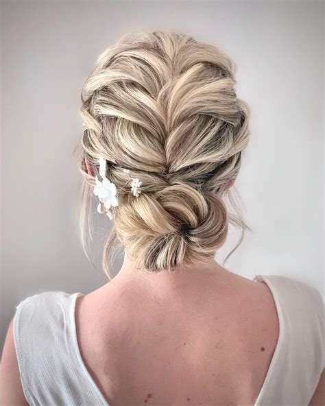 Mother Of The Bride Hairstyles Medium Length Dresses Images