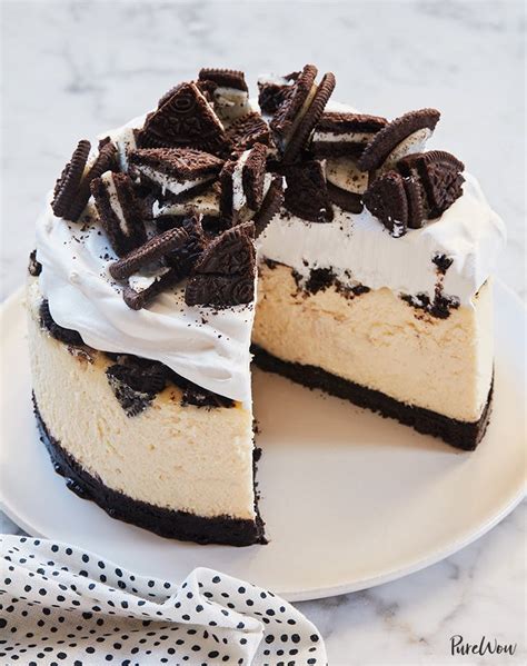 In a large mixing bowl, beat together the cream cheese and sugar until smooth and light. Slow-Cooker Oreo Cheesecake Recipe - PureWow