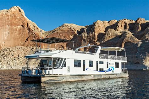 Excursion Luxury Houseboat Rental Lake Powell Resorts And Marinas