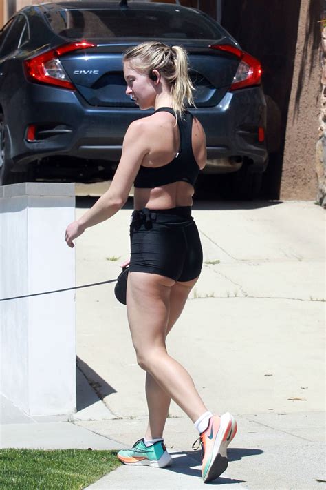 Sydney Sweeney Looks Sporty While Out For A Jog In Los Angeles 07 Gotceleb