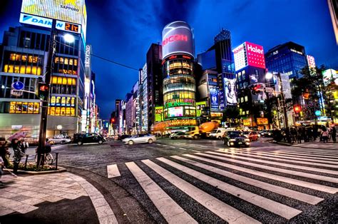 Download Enjoy The Dazzling Lights Of Tokyo By Night