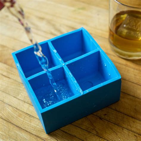 Custom Logo Monogram Whiskey Cocktail Ice Cube Tray 2 Inch Hon Molds