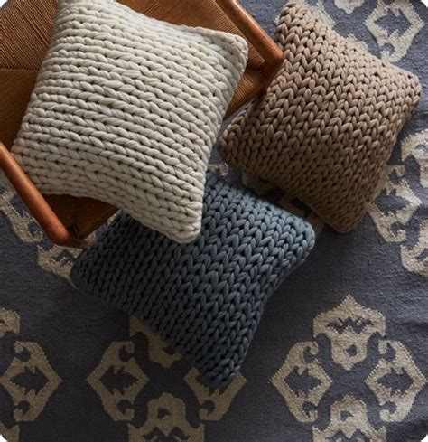 Turn Old Sweaters Into Cozy Pillows Yarn Projects Knitting Projects