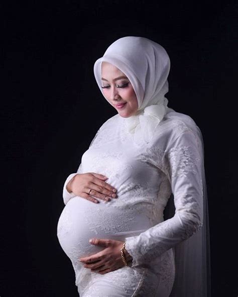 Gambar Mungkin Berisi 1 Orang Gambar Hamil Foto Kehamilan Fotografi Kehamilan