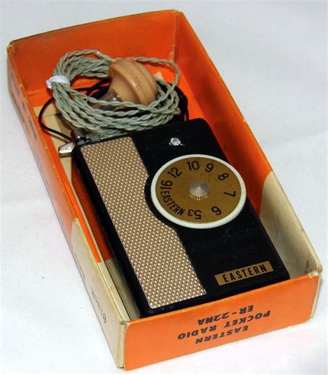 Vintage Eastern Germanium Crystal Pocket Radio Model Er 2 Flickr