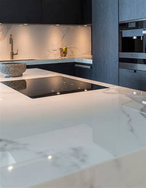 Granito y cuarzo para cubiertas de cocina. Encimeras de cocina: ventajas de optar por el mármol ...