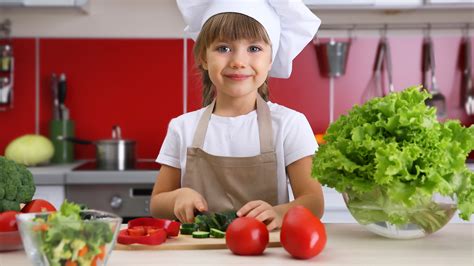 Vr use with children is not hands off parenting. Cooking Safety Tips for Kids: When Can Kids Learn to Use a ...
