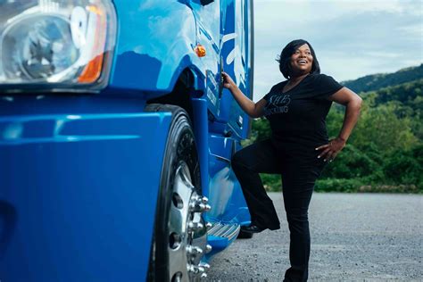 Heres How This Female Truck Driver Is Providing A Platform For Women In The Trucking Industry
