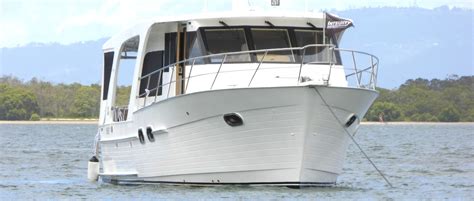 Gold coast airport arrival transfer. Peace and the Perfect Pace with Integrity | Boat Gold Coast