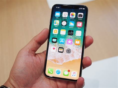 Wireless charging that's truly effortless. iPhone 8／8 Plus／Xに早速触った! ガラスボディーや新しい操作性をチェック (1/2 ...