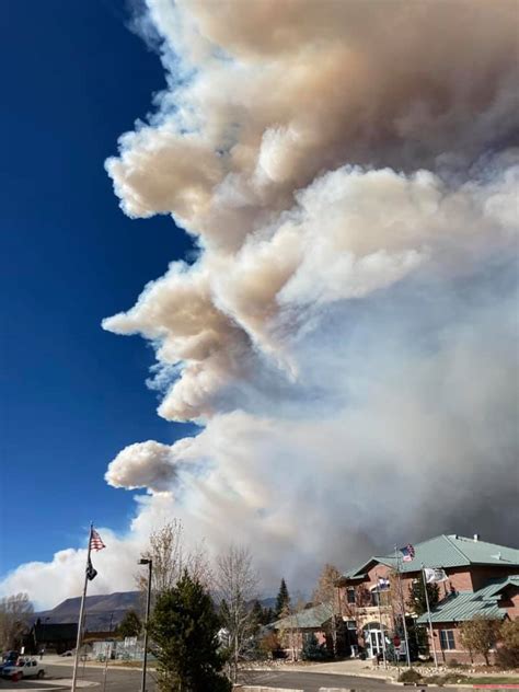 East Troublesome Fire Causes Mandatory Evacuations For Estes Park