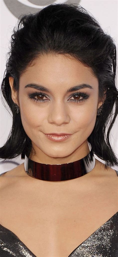 Vanessa Hudgens Halsband