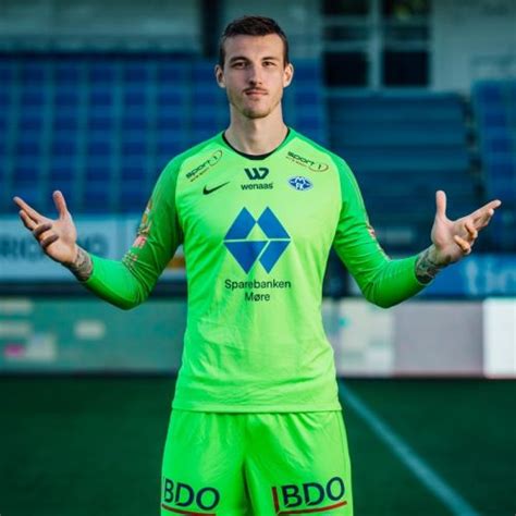 Top players, molde fk live football scores, goals and more from tribuna.com. Molde FK 2020 Home Kit